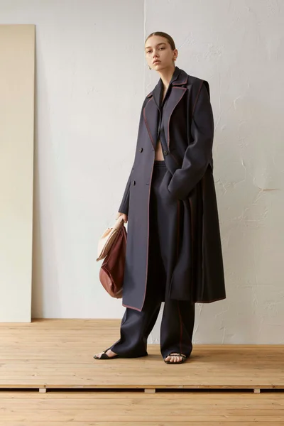Look 17